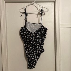 SHEIN Curve Floral Swimsuit 4XL